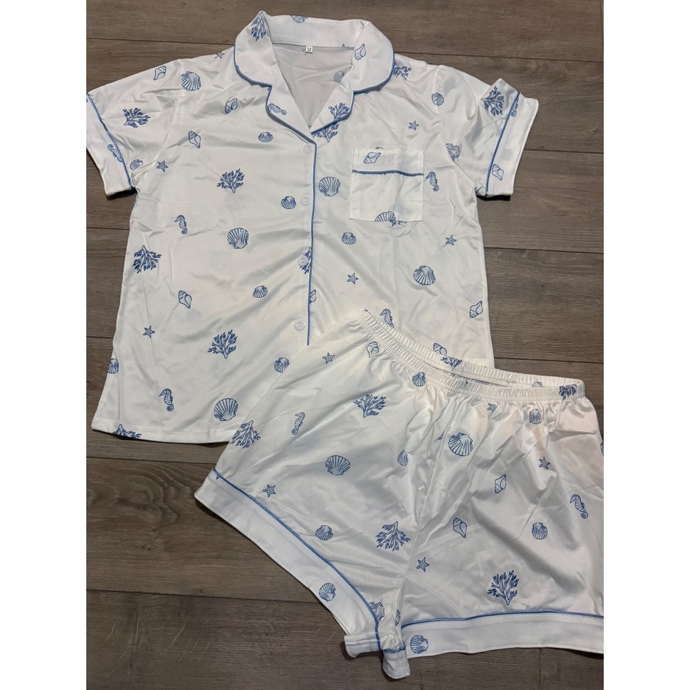 NIB- Blue Seashell Coastal Pajama Set Short Sleeve Button Down Shorts Size M